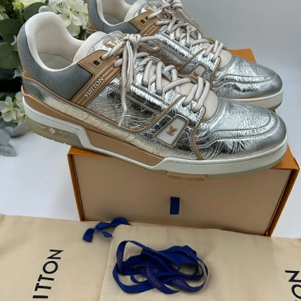 Louis Vuitton comes original